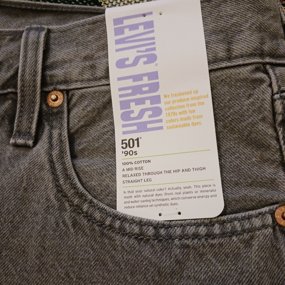 NWT Levi's Fresh 501 '90s Jeans 28 X 30